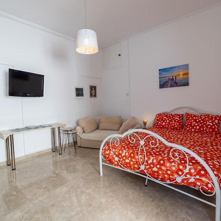 Studio In The Heart Of The City Paphos Exterior foto